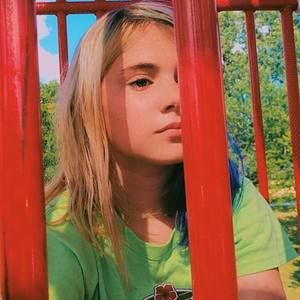 Meet your Posher, Brenna